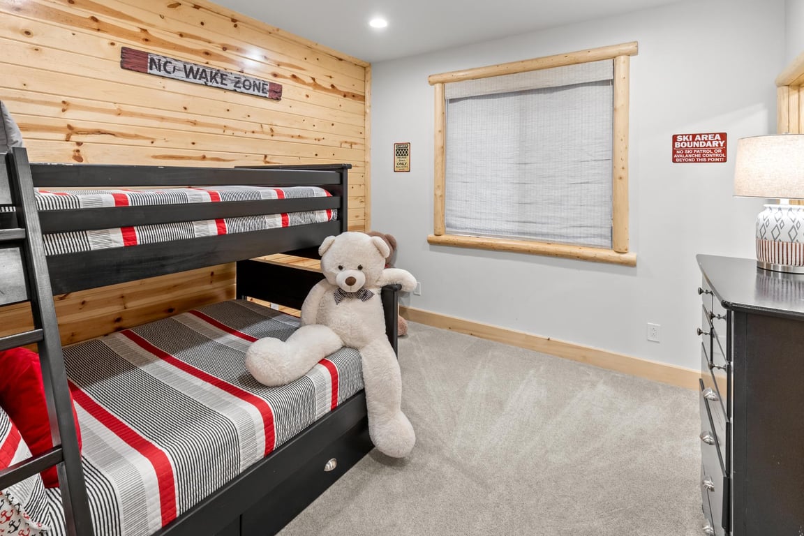 Cabin Image 59