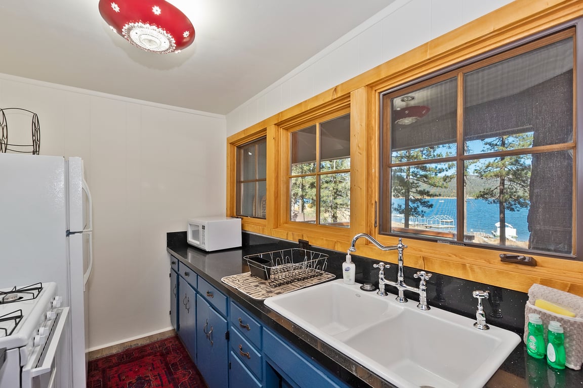 Big Bear Cabin - HappyLakeCottage - 0004