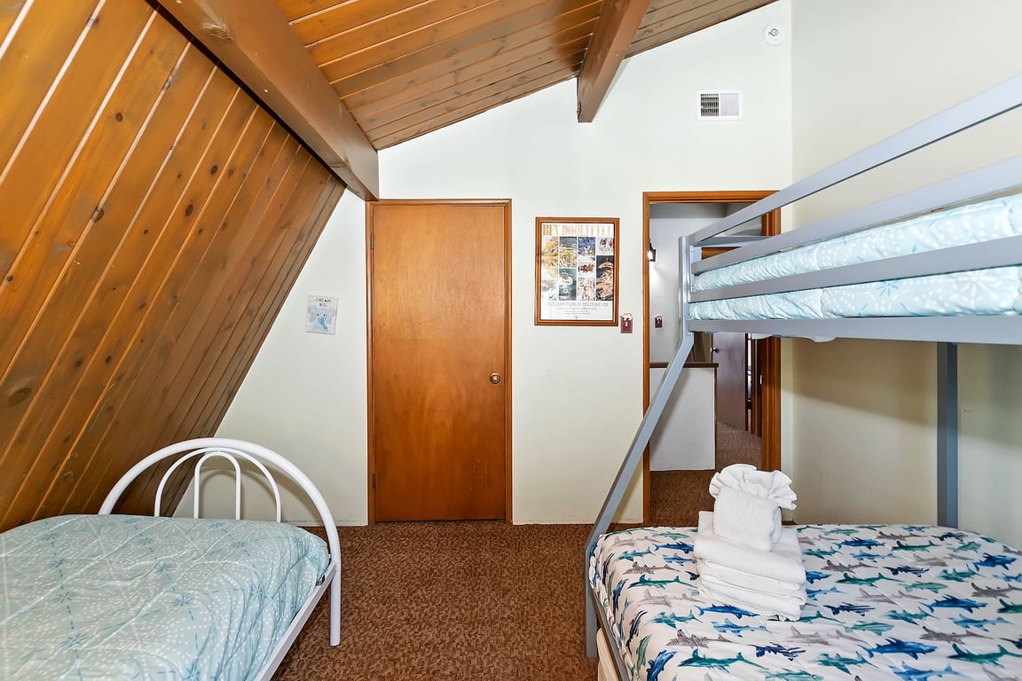 Cabin Image 27