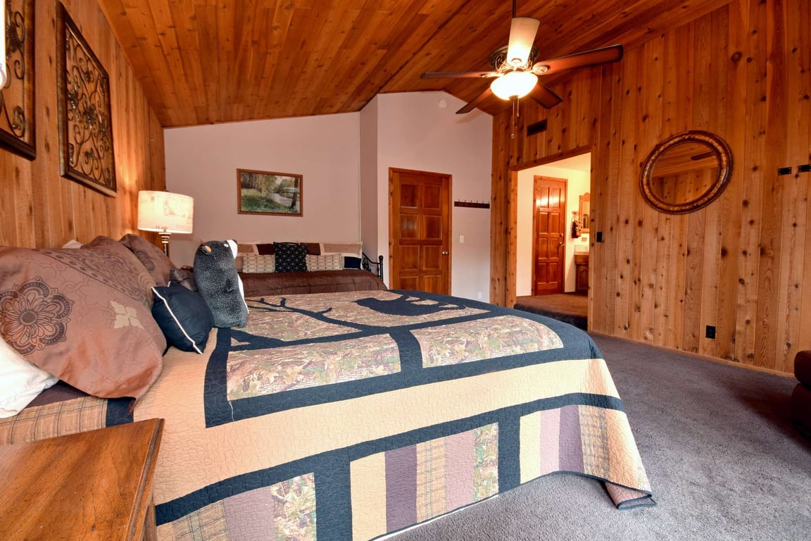 Cabin Image 20