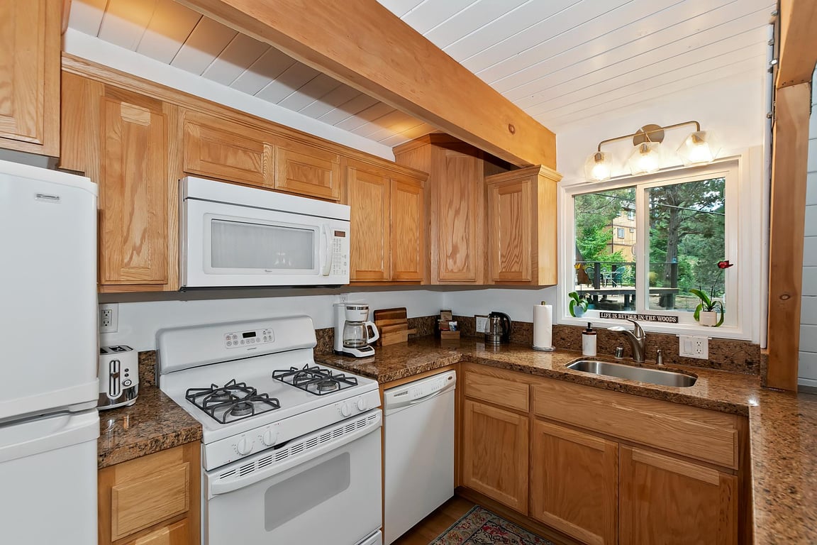 Big Bear Cabin - SummitViewTreehouse - 0003