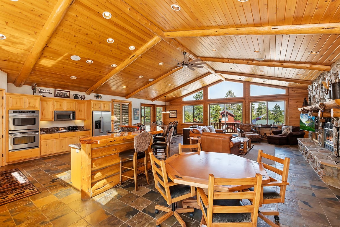Cabin Image 15