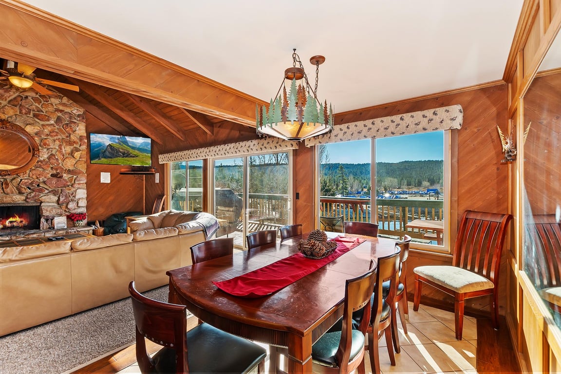 Cabin Image 11