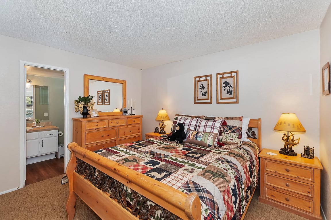 Cabin Image 20