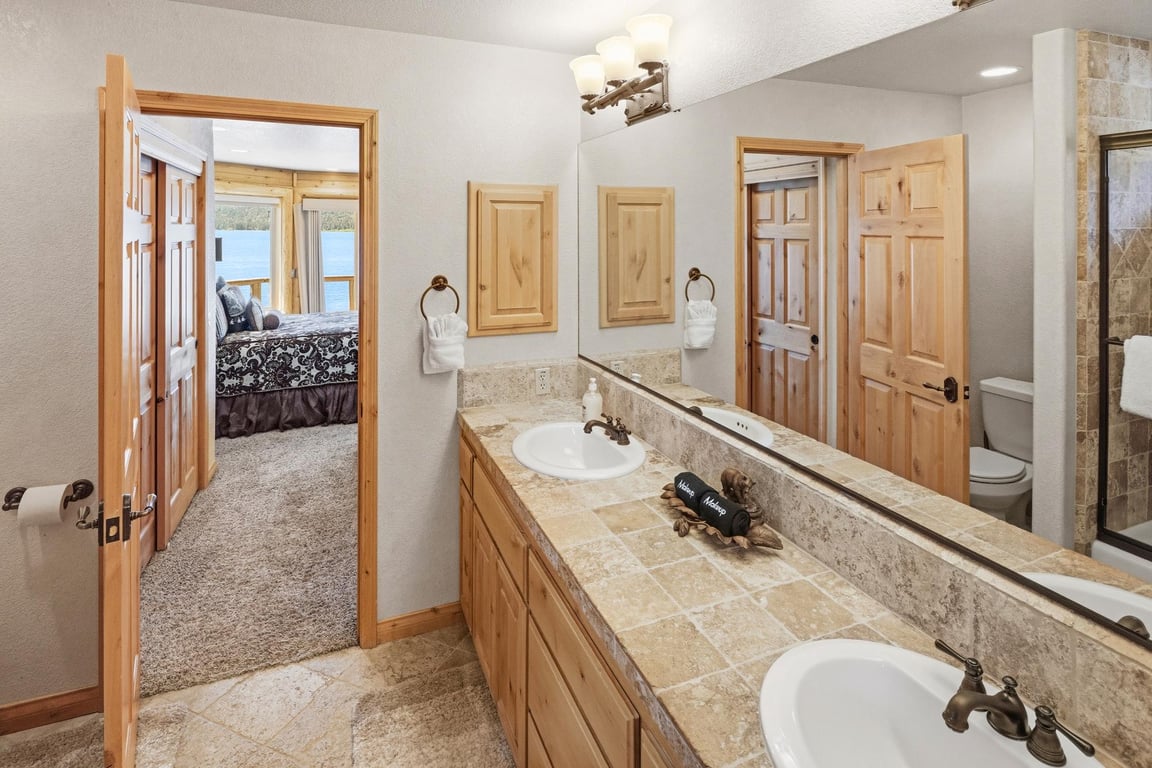 Cabin Image 69
