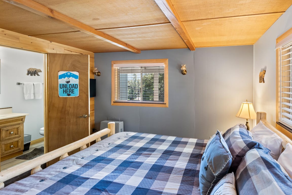 Cabin Image 29