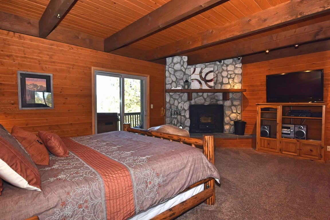 Cabin Image 11