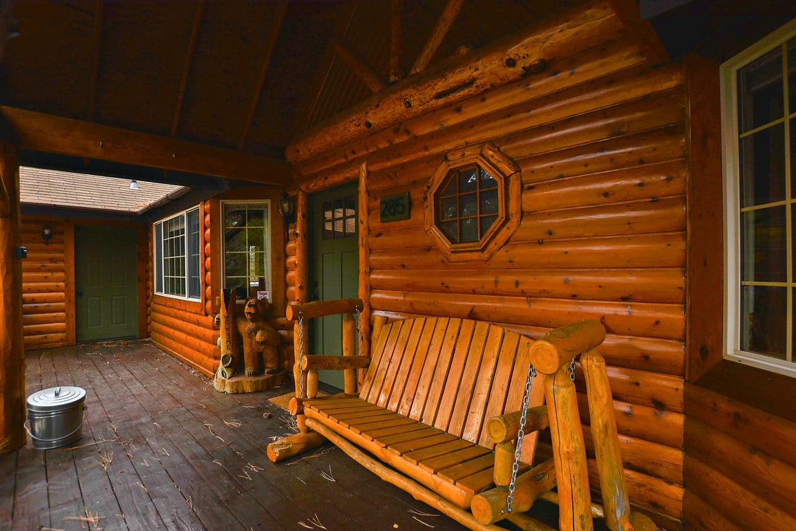 Cabin Image 25