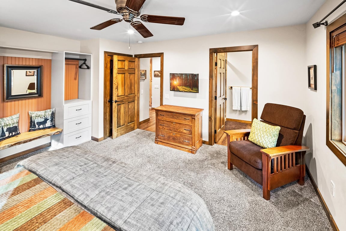Cabin Image 24
