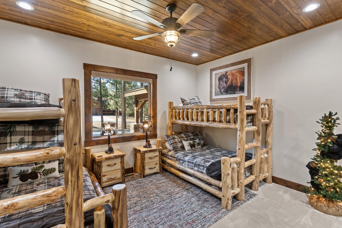 Cabin Image 58
