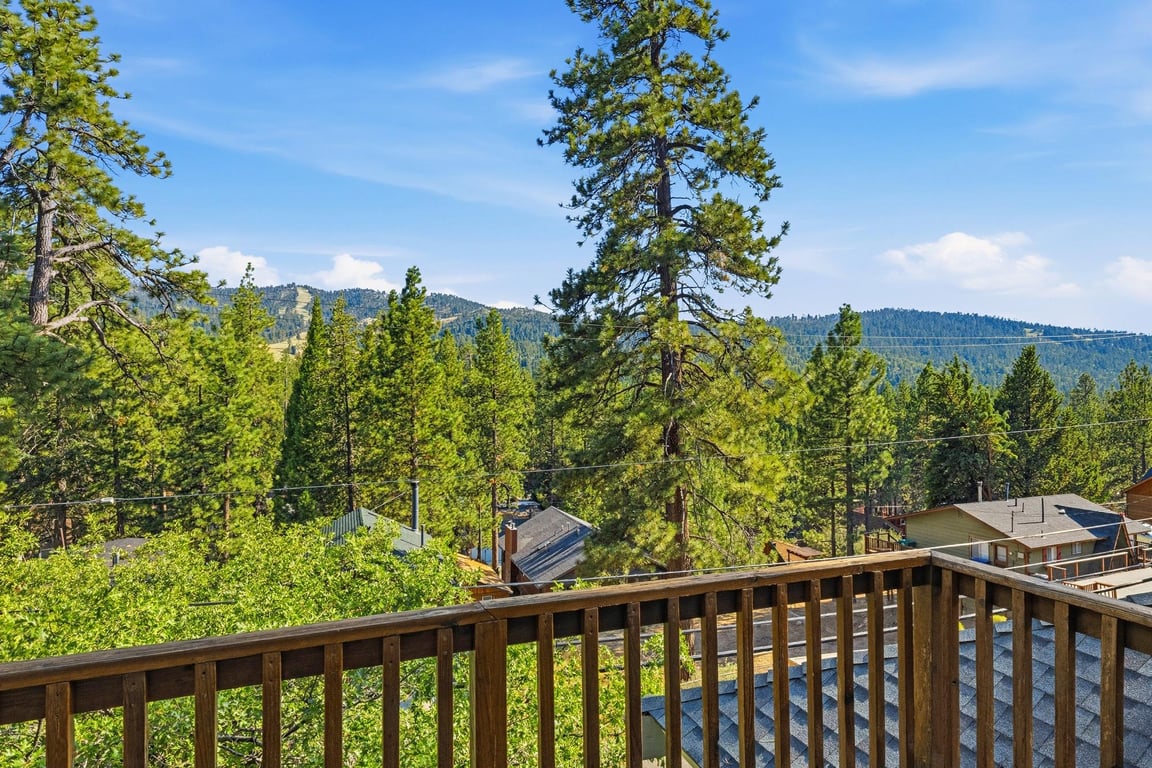 Cabin Image 36