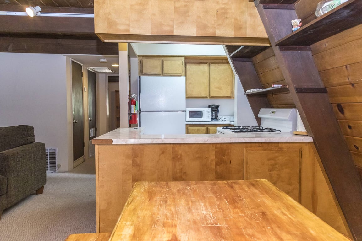Cabin Image 10