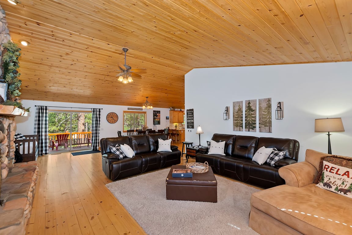 Cabin Image 6