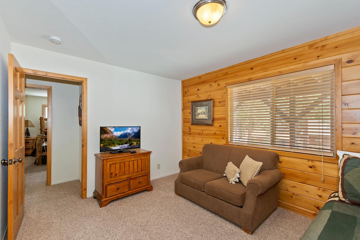 Cabin Image 21