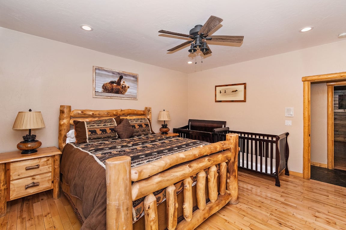 Cabin Image 31