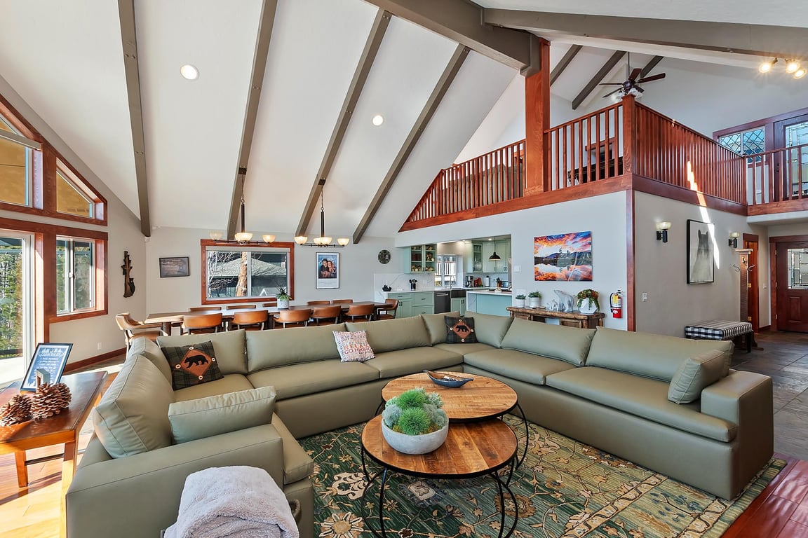 Cabin Image 16