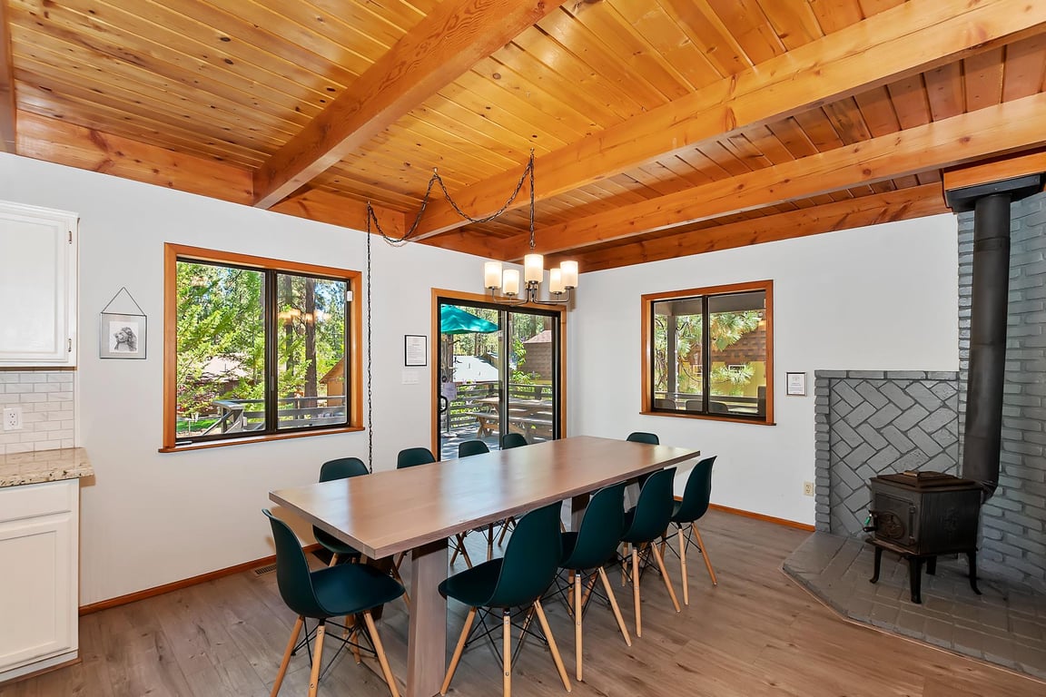 Cabin Image 10