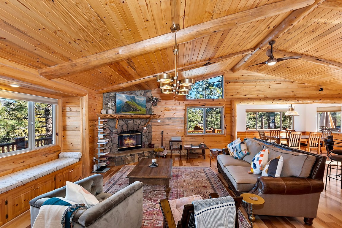 Cabin Image 8