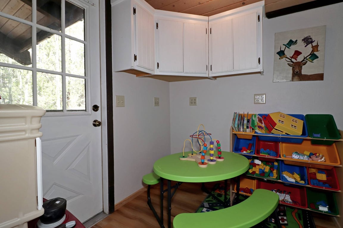 Cabin Image 11