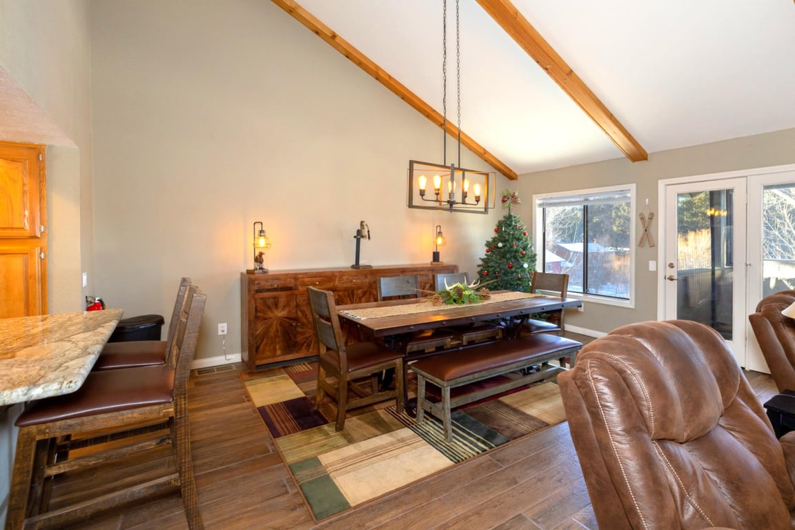 Cabin Image 10