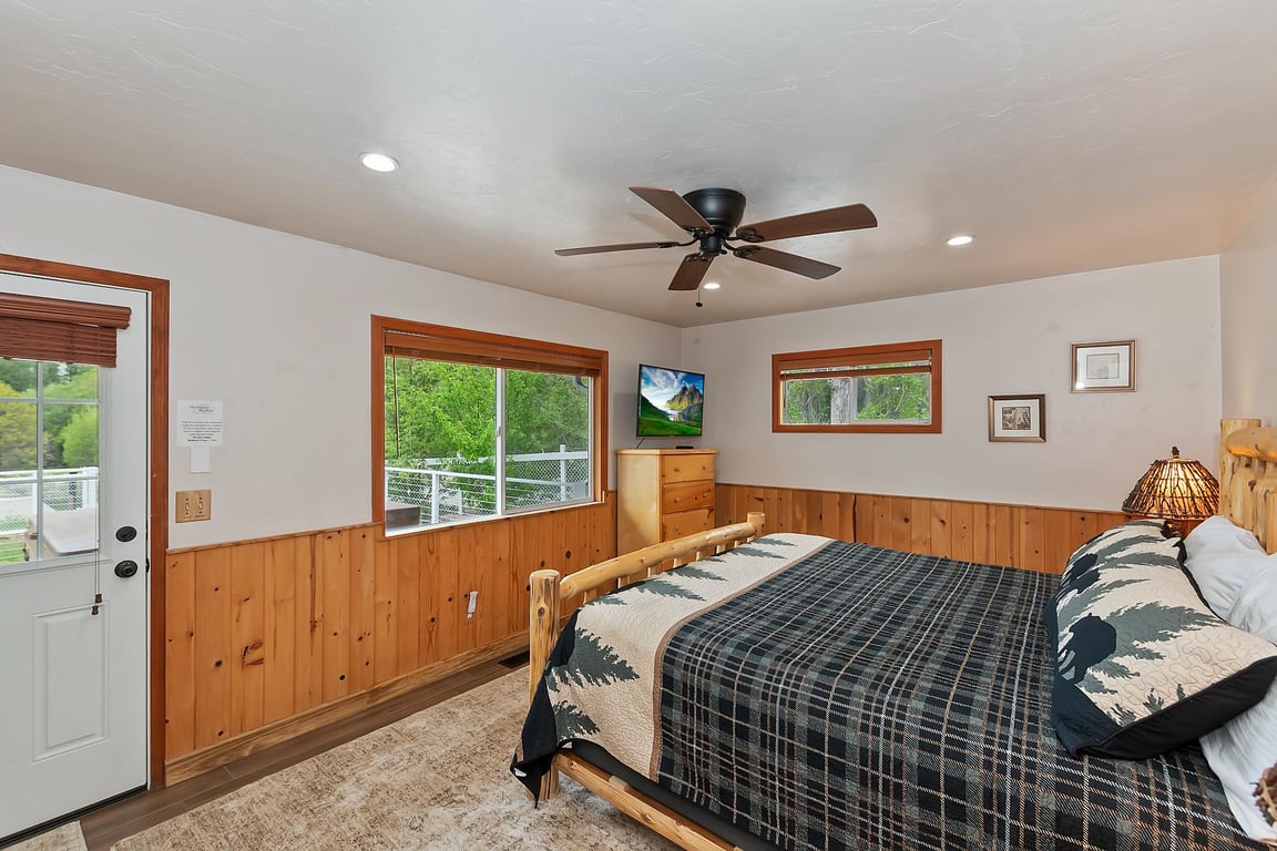 Cabin Image 15