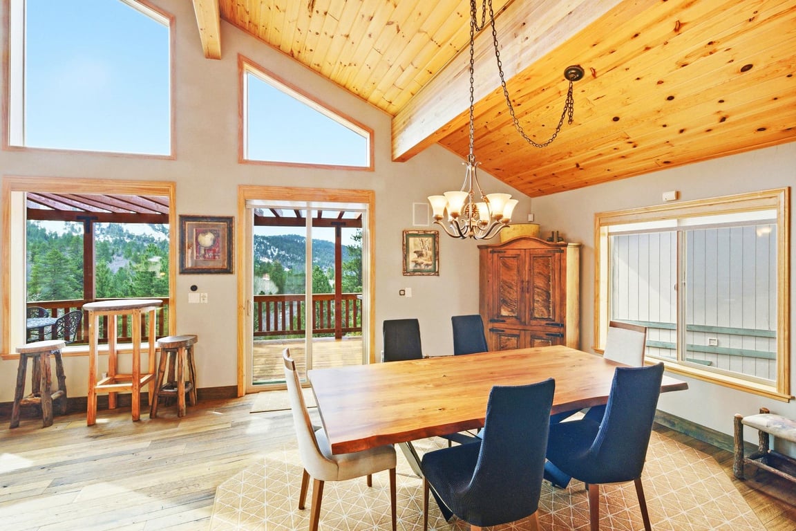 Cabin Image 13