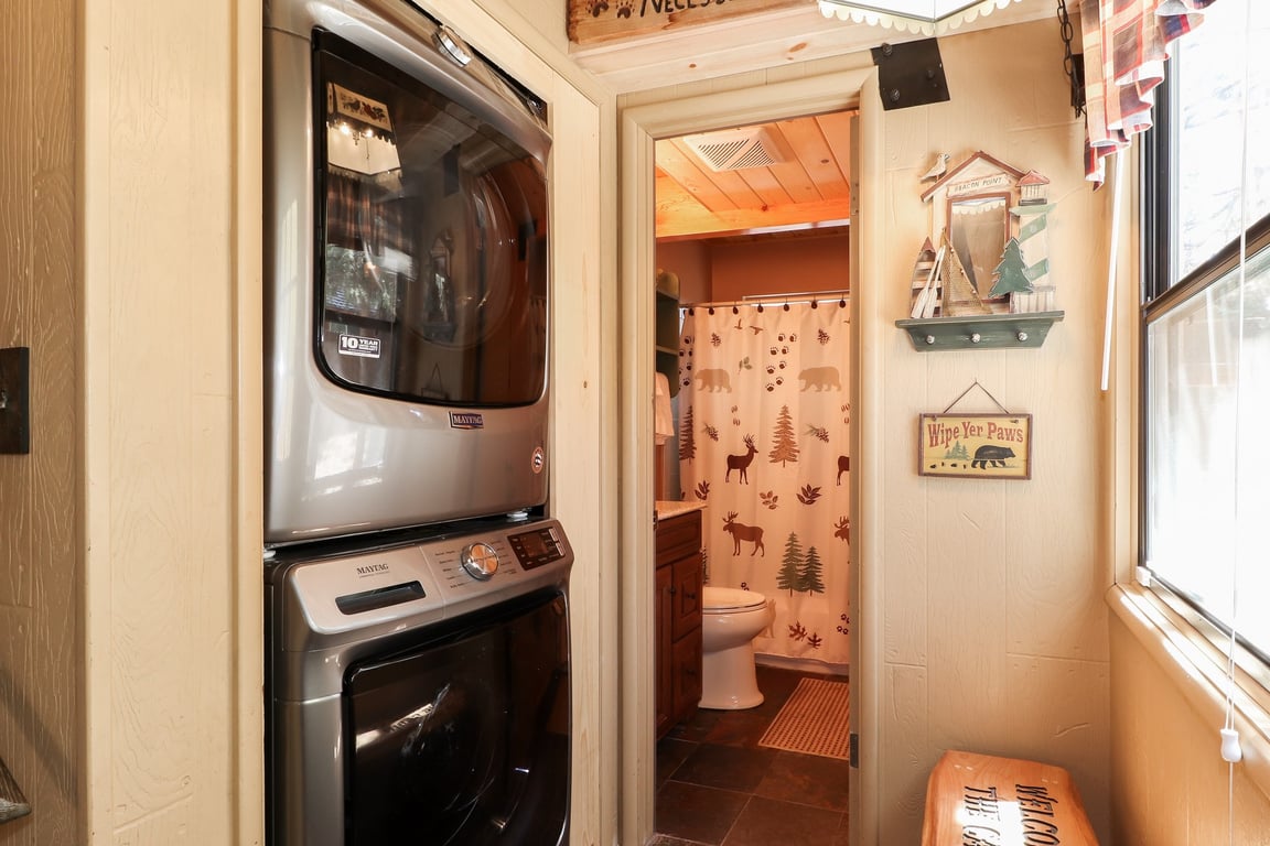 Cabin Image 8