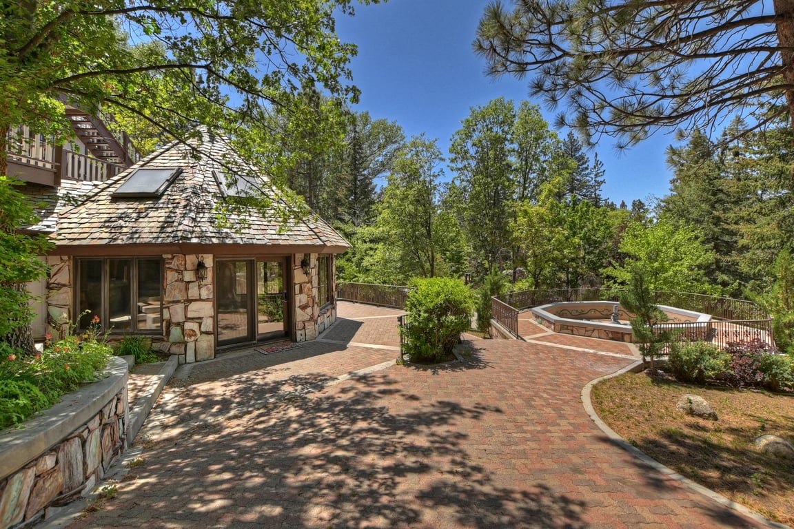 Cabin Image 84
