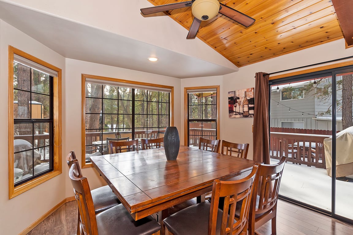 Cabin Image 9