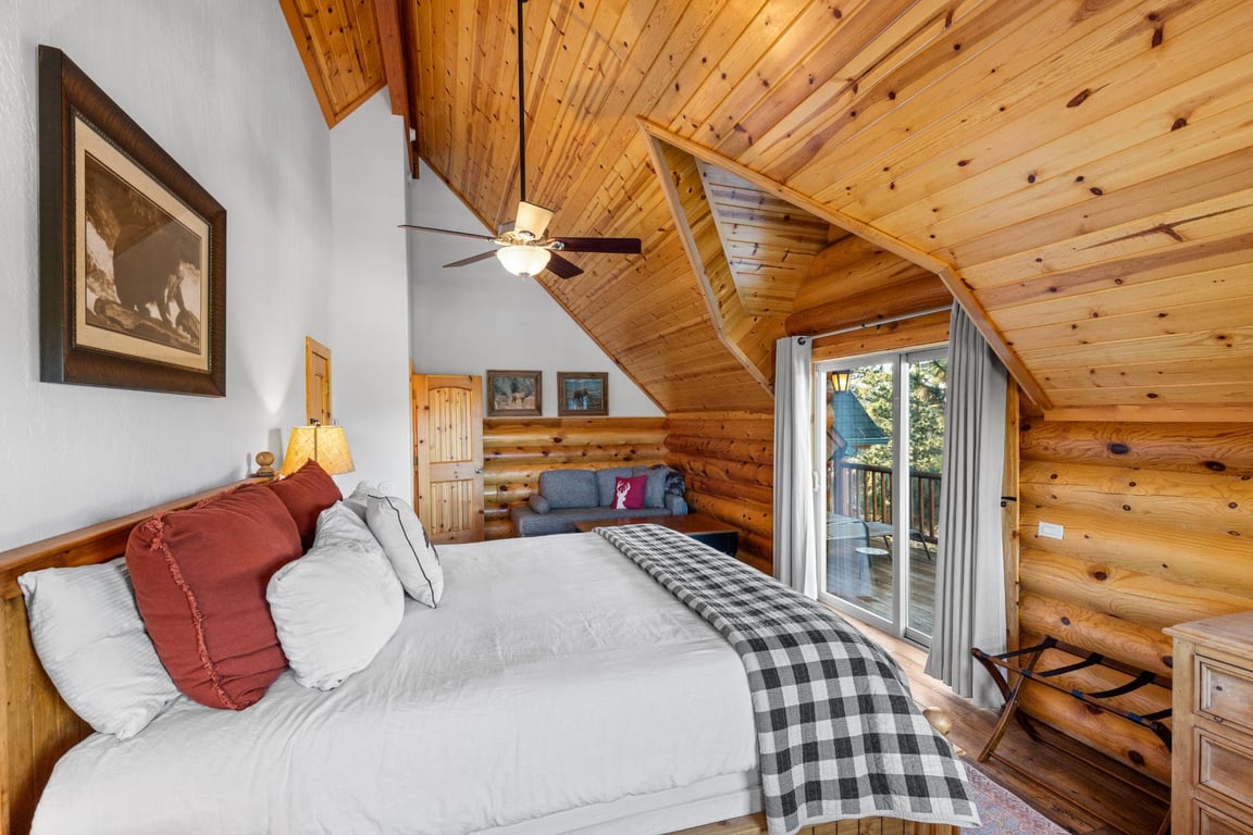 Cabin Image 43