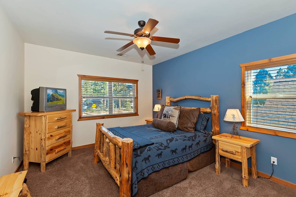 Cabin Image 34
