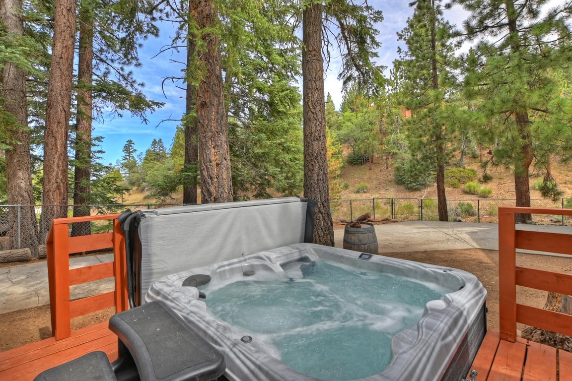 Big Bear Cabin - CanyonHideaway - 0004