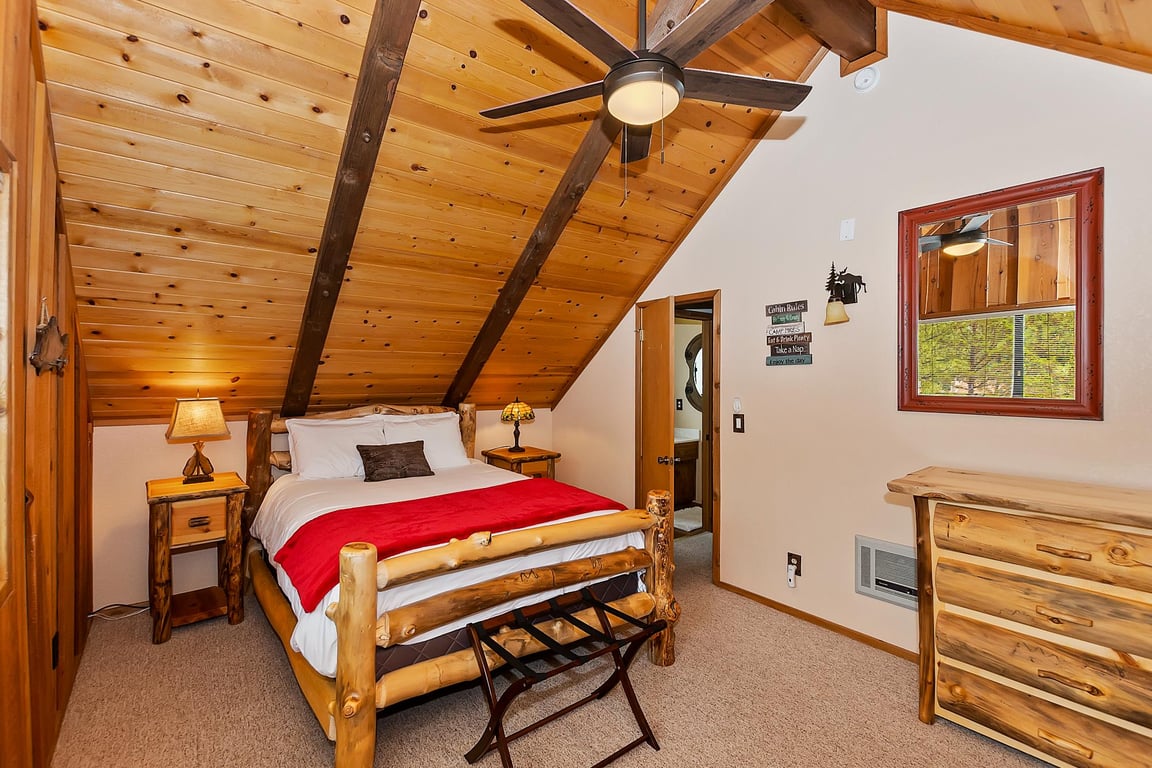 Cabin Image 17