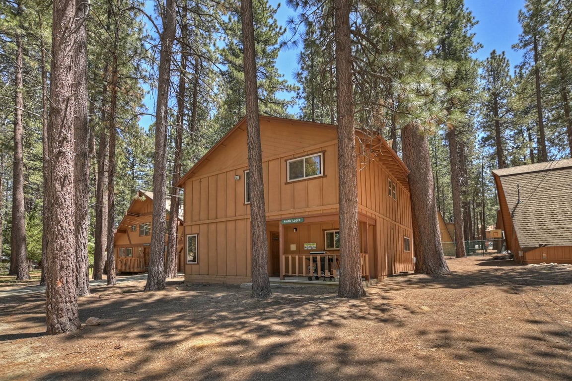Pinon Lodge