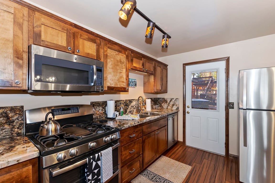 Cabin Image 8