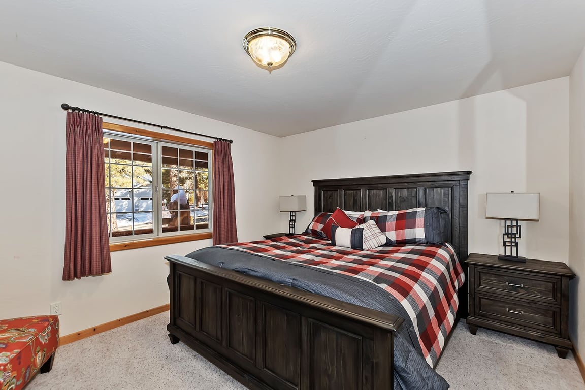 Cabin Image 13