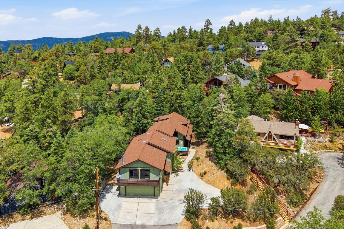 Cabin Image 64