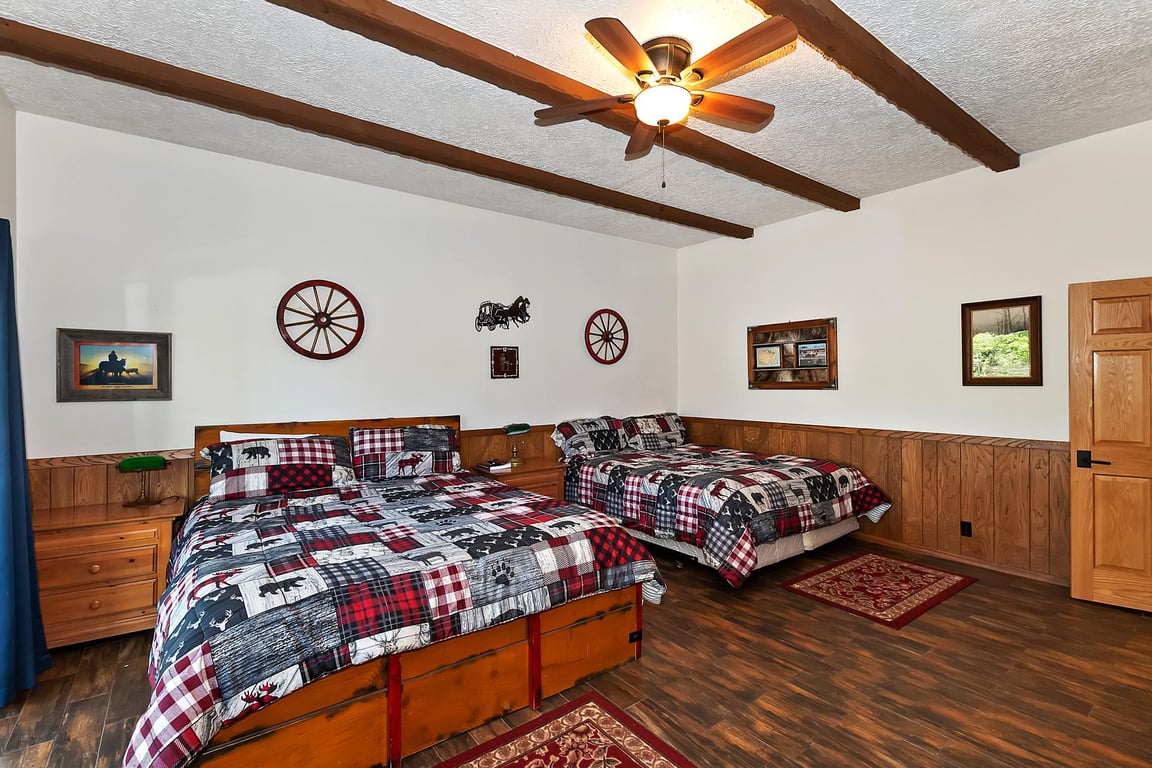 Cabin Image 46