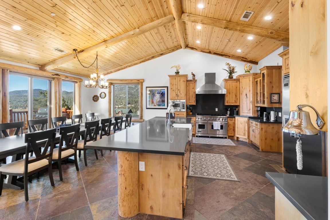 Cabin Image 30