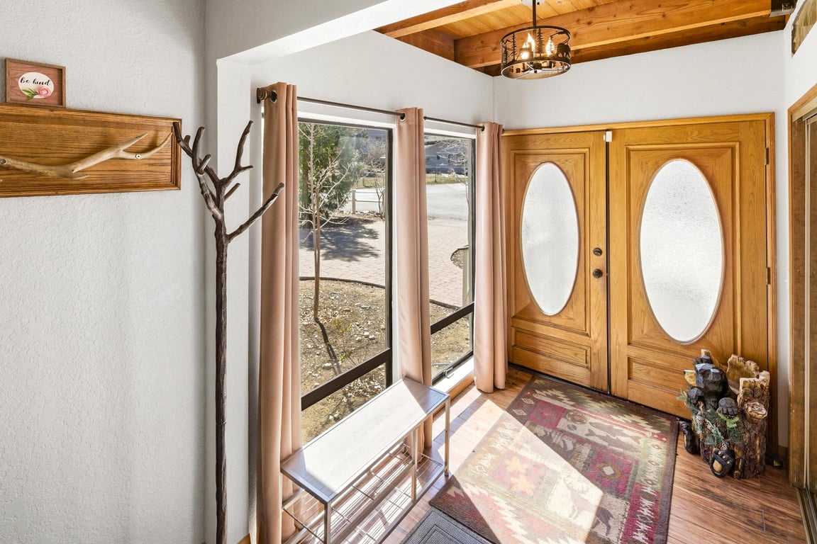 Cabin Image 6