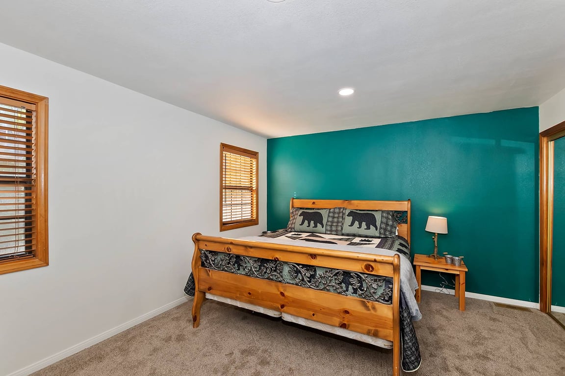 Cabin Image 17