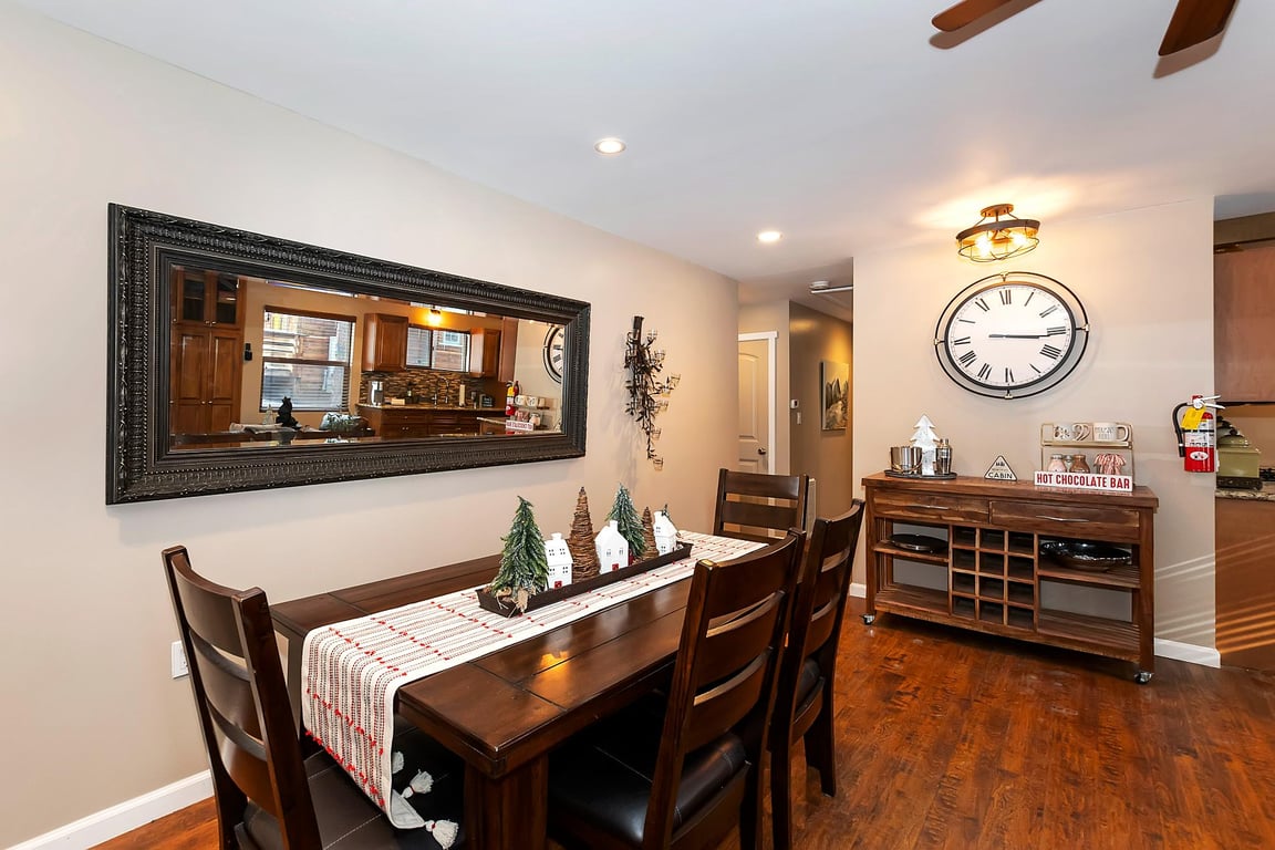 Cabin Image 9