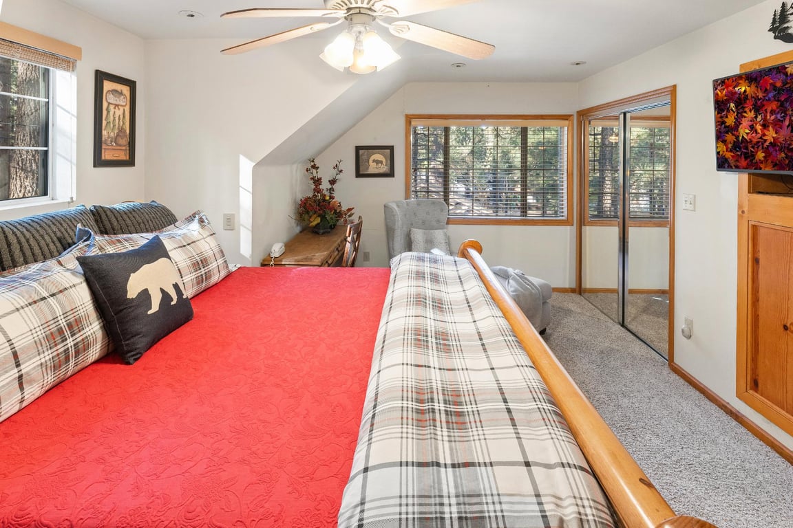 Cabin Image 38