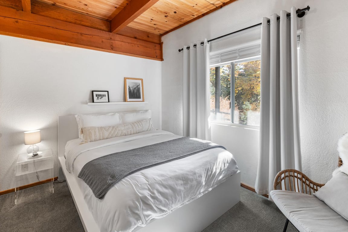 Cabin Image 31