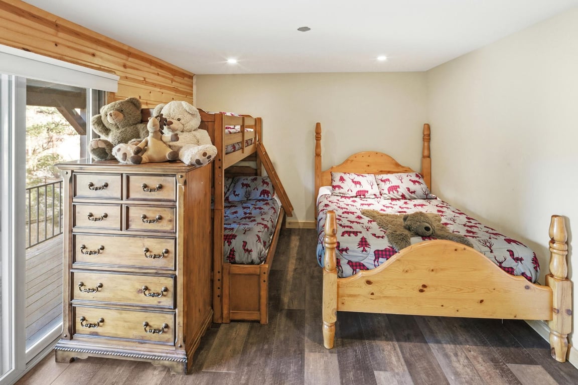 Cabin Image 51