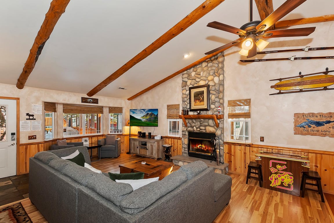 Cabin Image 9