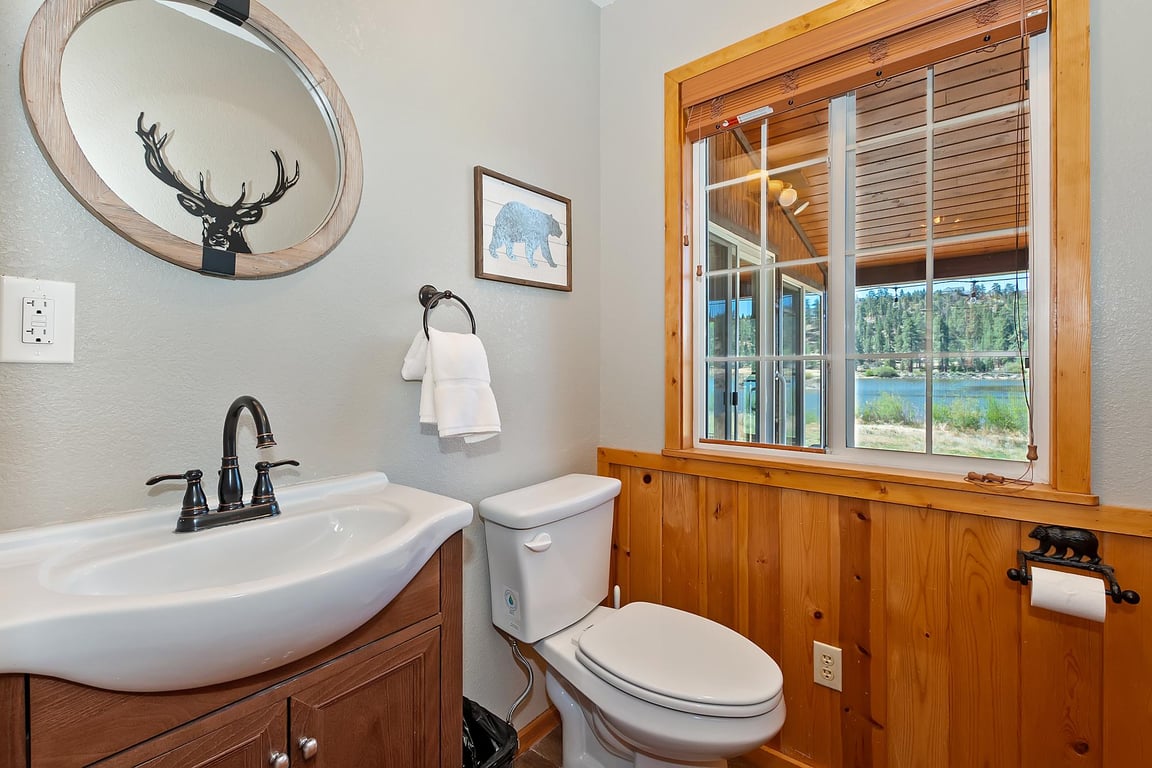Cabin Image 16