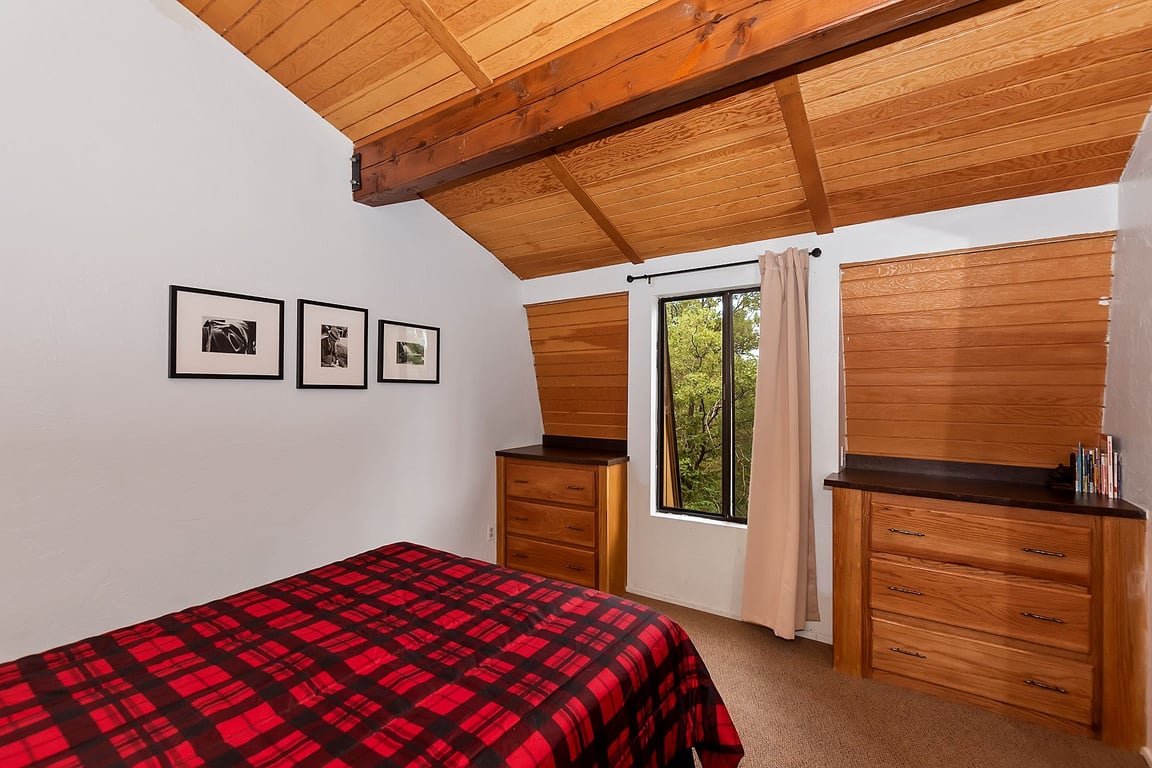 Cabin Image 22