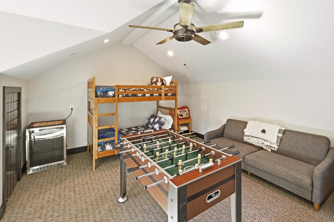 Cabin Image 37