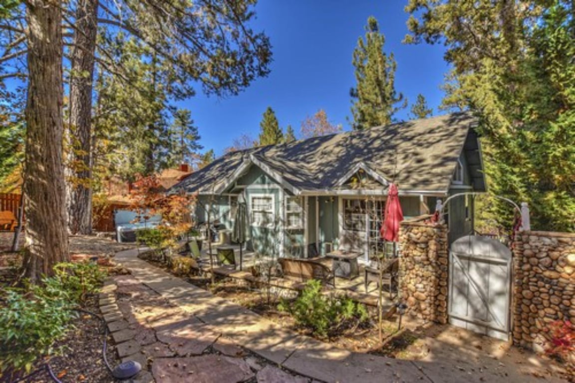Cabin Image 32
